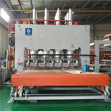 Prensa de laminación de ciclo corto